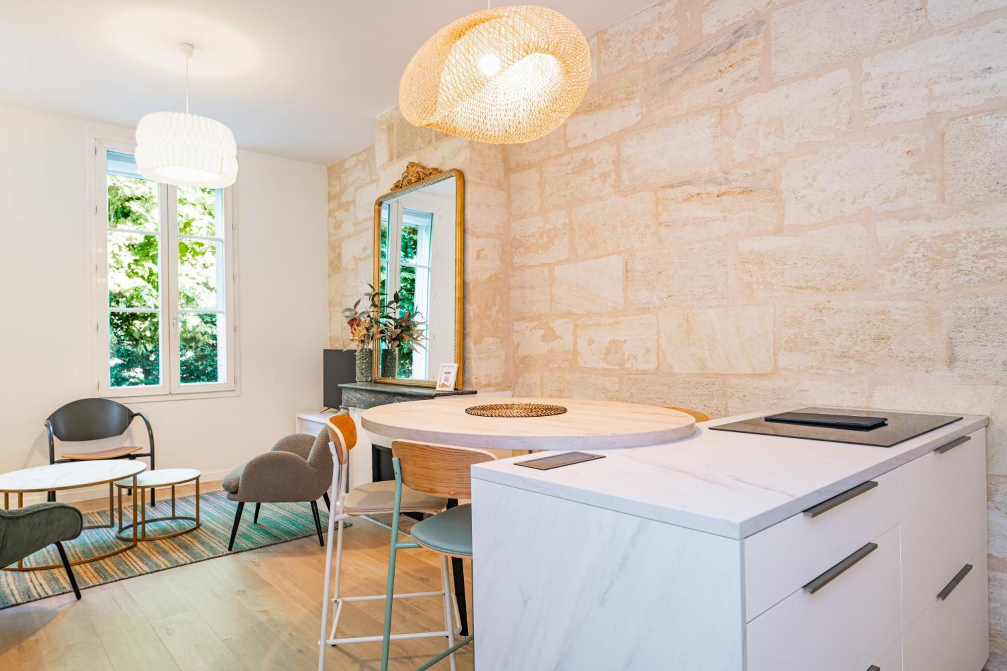 Magnifique Appartement Climatise - Proche Garonne Bordeaux Bagian luar foto