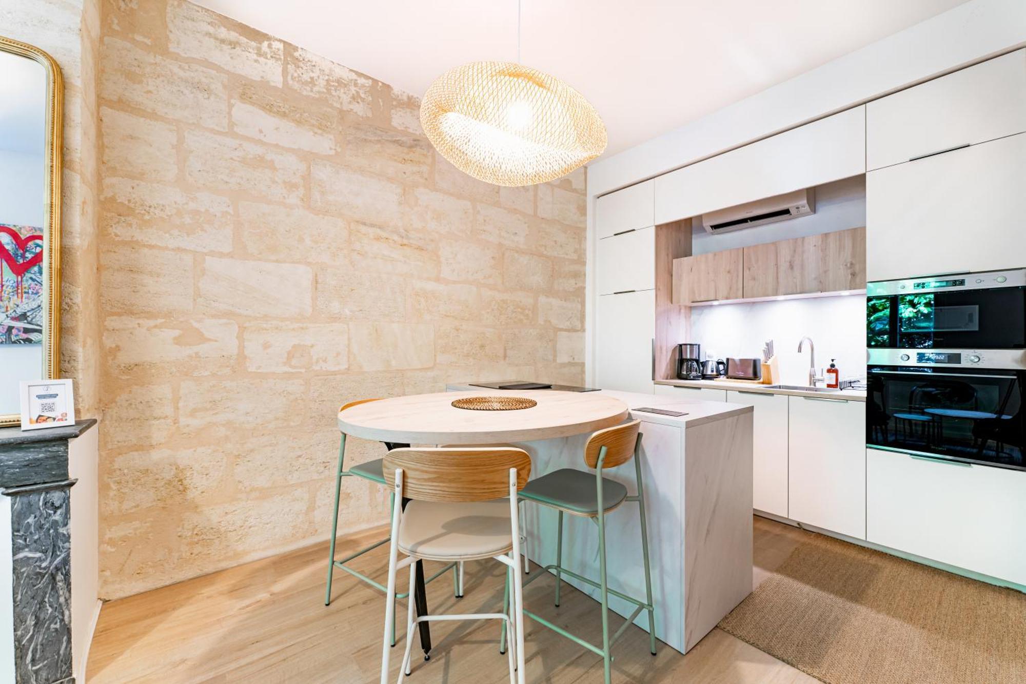 Magnifique Appartement Climatise - Proche Garonne Bordeaux Bagian luar foto