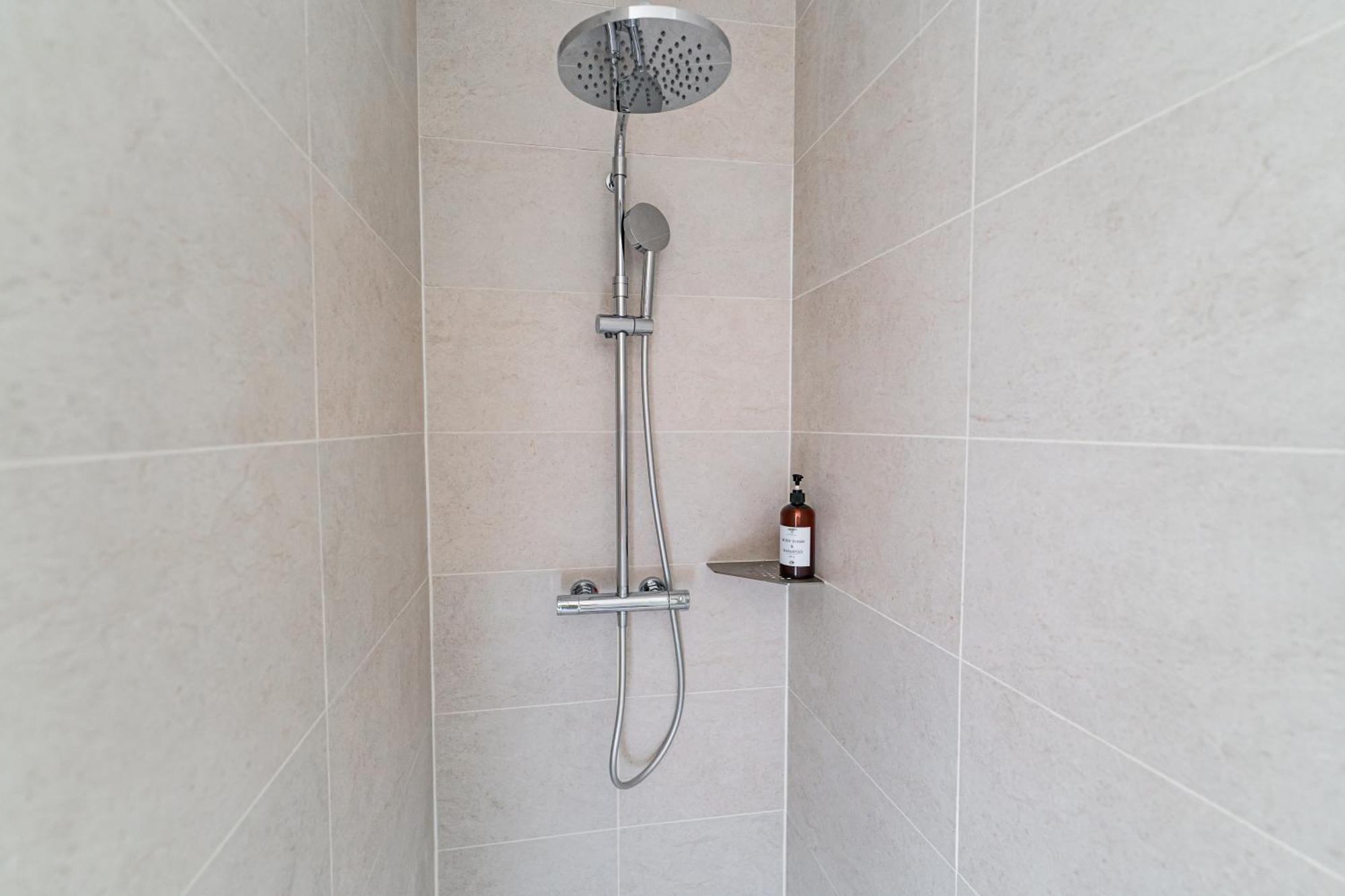 Magnifique Appartement Climatise - Proche Garonne Bordeaux Bagian luar foto